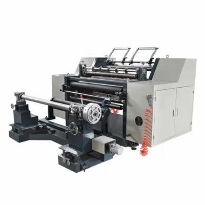 Horizontale Schneidemaschine für große Rollen